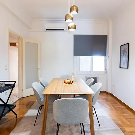 Fions Hideaway Apartment *