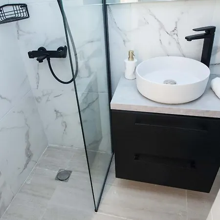 Elegant Studio In Kolonaki Apartment