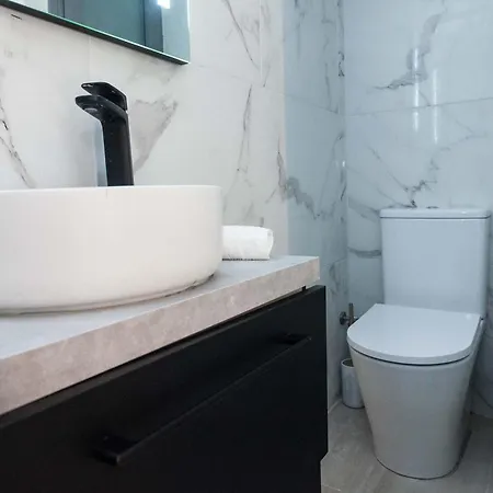 Elegant Studio In Kolonaki Apartment