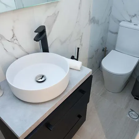 Elegant Studio In Kolonaki Apartment