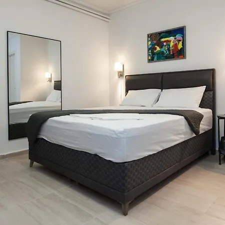 Elegant Studio In Kolonaki Apartment