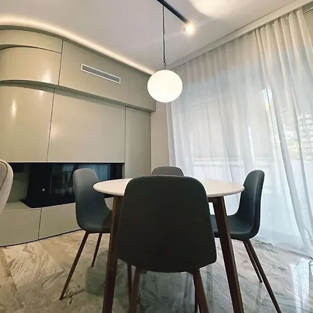 Apartment Seaside Charming In Alimos Athens