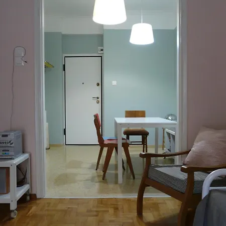 Arty Flat In Center Apartment