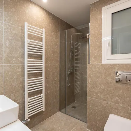 Luxury Next To The National Museum Ateny