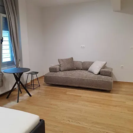 Exarcheia House