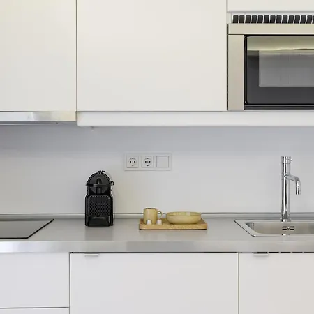 Momo Suites, Acropolis By Aura Homes Apartment