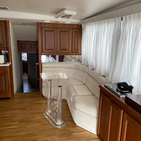 Charming Floating House Botel