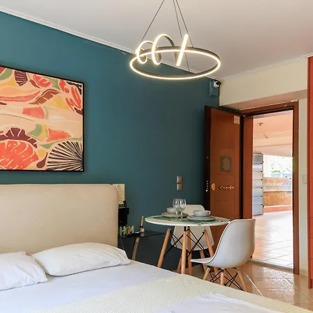 Aiolos Glyfada Super Lux Mini Αθήνα