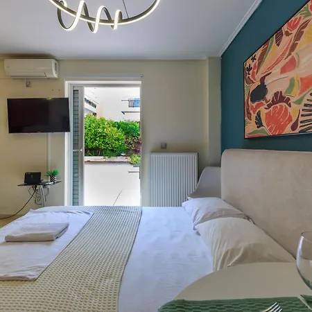 Aiolos Glyfada Super Lux Mini