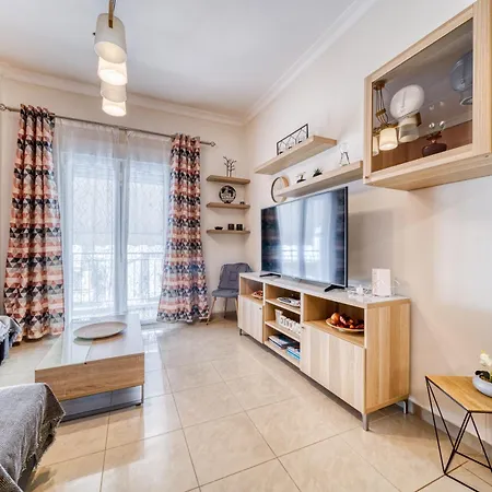 Manolias Apartment *