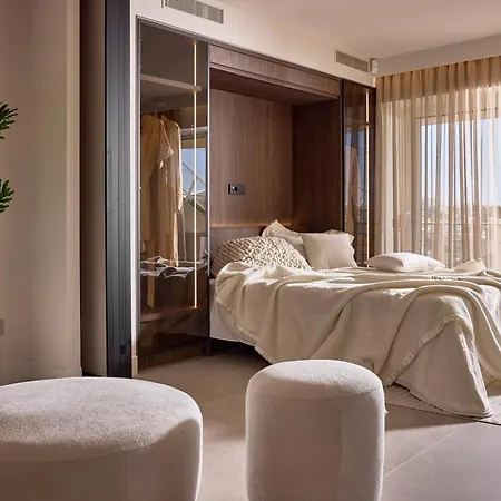 Elaia Luxury Residences *