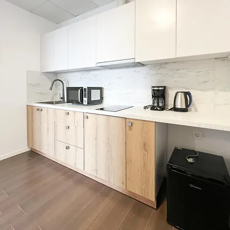 Anhome K11 Serviced Apartment