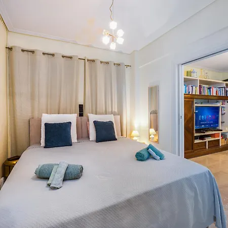 Magnificent Voula Apartment Athens