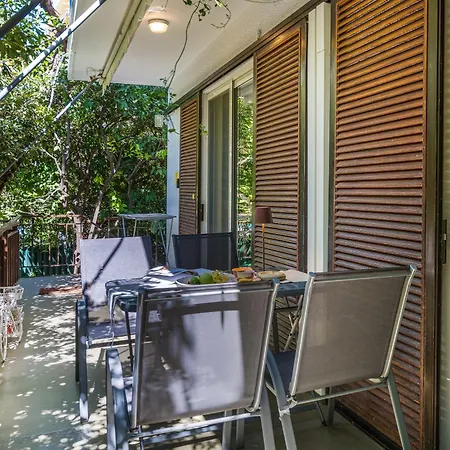 Apartment Magnificent Voula Athens