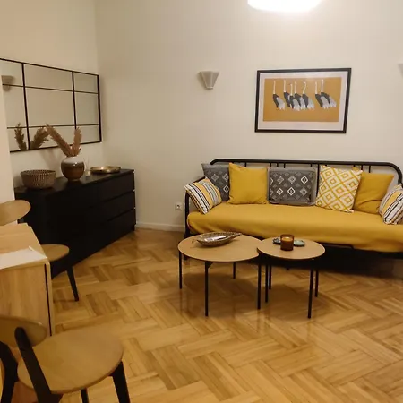 Pagkrati 80 Apartment *