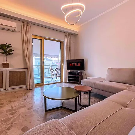 Cozy Near Glyfada Center Apartment *