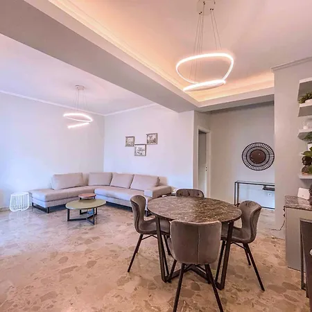 Apartment Cozy Near Glyfada Center *