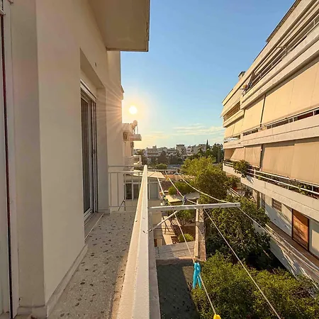 Cozy Near Glyfada Center Athens