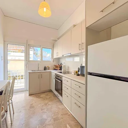 Apartment Cozy Near Glyfada Center