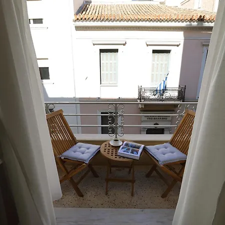Plaka Apartment, 5 Min Walk To Acropolis Entrance - Self Check-in