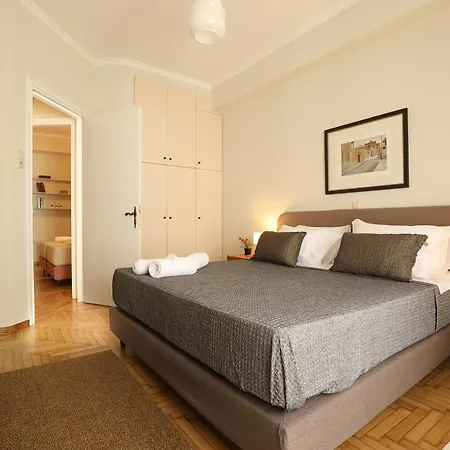Plaka Apartment, 5 Min Walk To Acropolis Entrance - Self Check-in