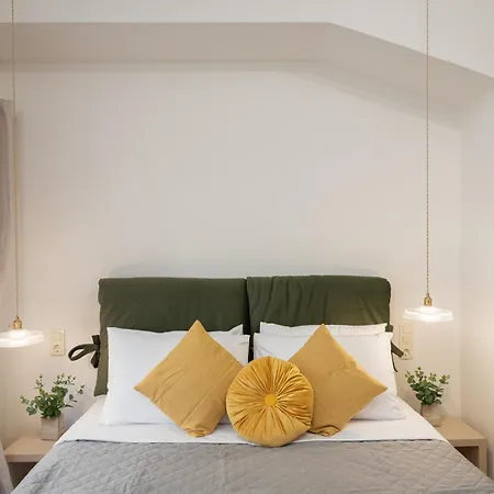 M18 Monastiraki Gems * Athens