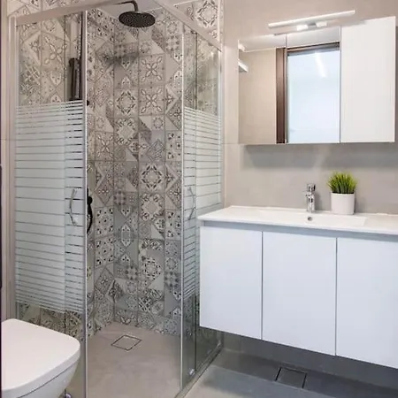 Mila Hidden Gem In Kolonaki With Backyard Apartment *