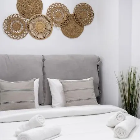 Mila Hidden Gem In Kolonaki With Backyard Apartment
