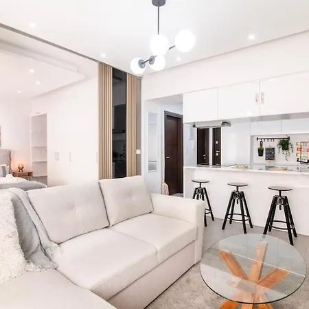 Apartment Mila Hidden Gem In Kolonaki With Backyard Athens