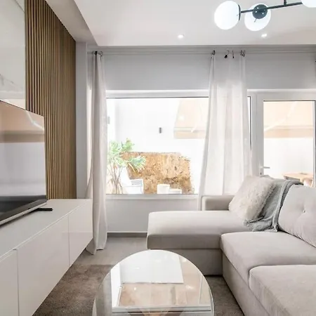 Apartment Mila Hidden Gem In Kolonaki With Backyard *