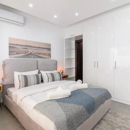 Apartment Mila Hidden Gem In Kolonaki With Backyard Athens