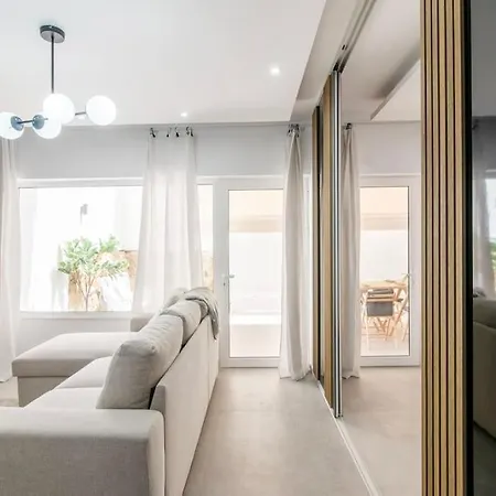 Apartment Mila Hidden Gem In Kolonaki With Backyard *