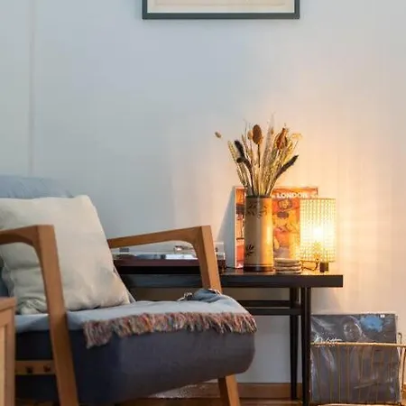 Exarcheia's Singular 1br Apartment