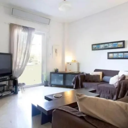 Cozy Stay-excellent Location At Glyfada's Center Athens