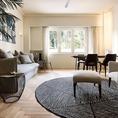 Apartment Luxury Living In By The Presidential Athens