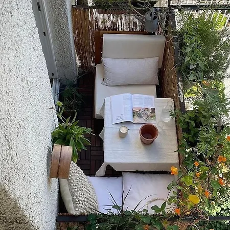 Cozy Downtown Apartment-exarcheia *