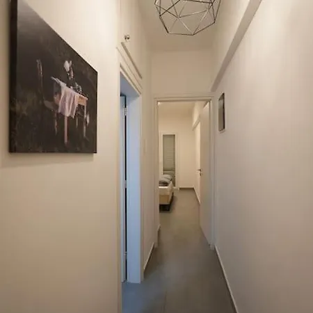 Comfortable Hideaway Athens