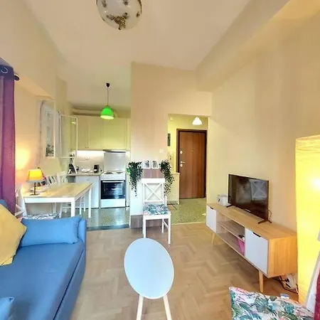 Cozy Bright New Athens