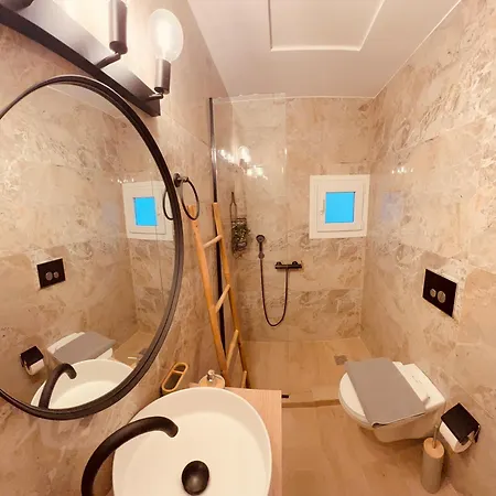 Cactus Luxury Suite3 * Athens