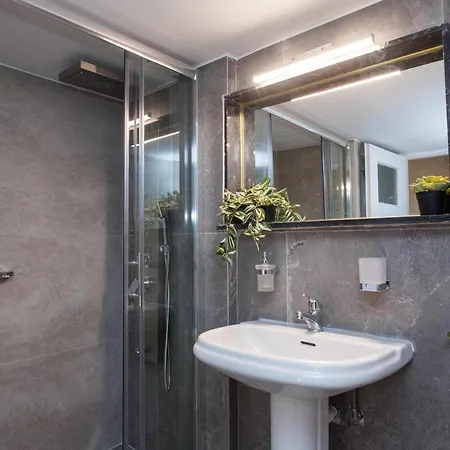 Neos Kosmos Gem With Balcony And Acropolis View Apartment Athens