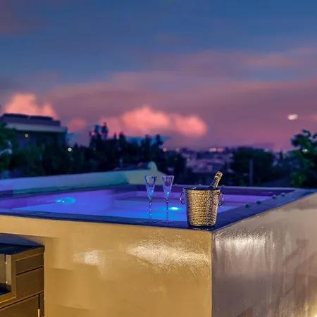 Apartment Riviera Luxury 3bd Apt W Jacuzzi And Cinema *