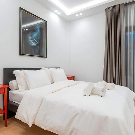 Riviera Luxury 3bd Apt W Jacuzzi And Cinema Apartment