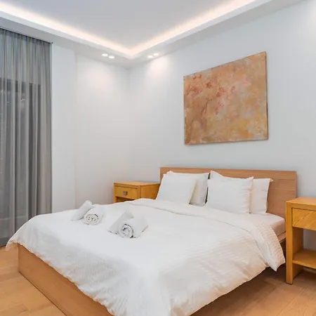 Apartment Riviera Luxury 3bd Apt W Jacuzzi And Cinema Athens