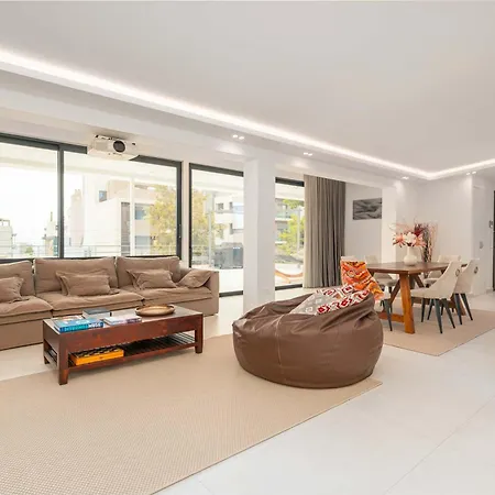 Riviera Luxury 3bd Apt W Jacuzzi And Cinema Apartment
