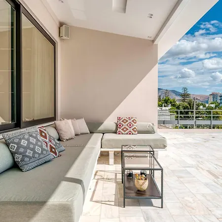 Riviera Luxury 3bd Apt W Jacuzzi And Cinema * Athens