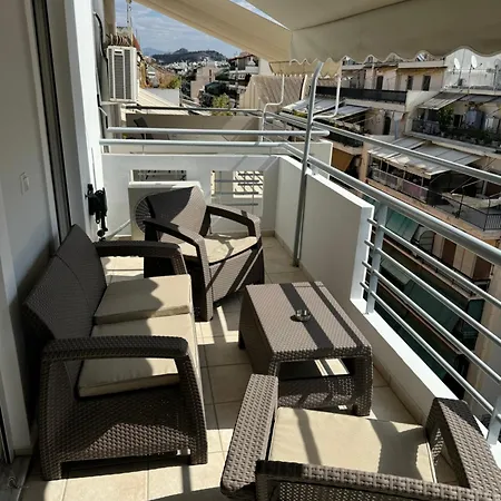 View Penthouse With Private Parking *