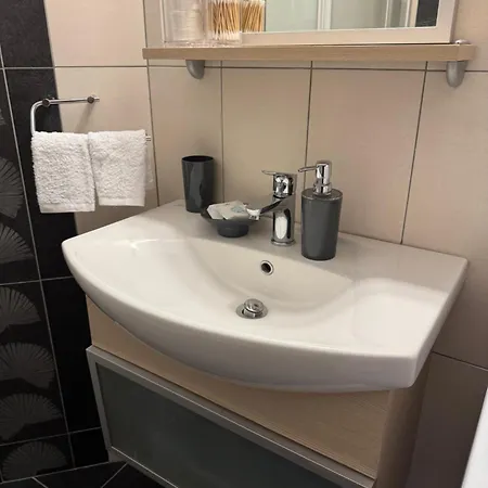 View Penthouse With Private Parking