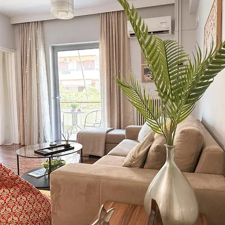 Sea The - Chic 2-bdr Escape With Spacious Living Apartment Athens