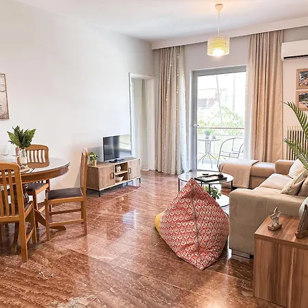 Sea The - Chic 2-bdr Escape With Spacious Living Apartment Athens