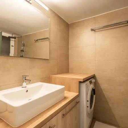 Yestayhomes Two Bedroom Anagnostopoulou Apartment Athens